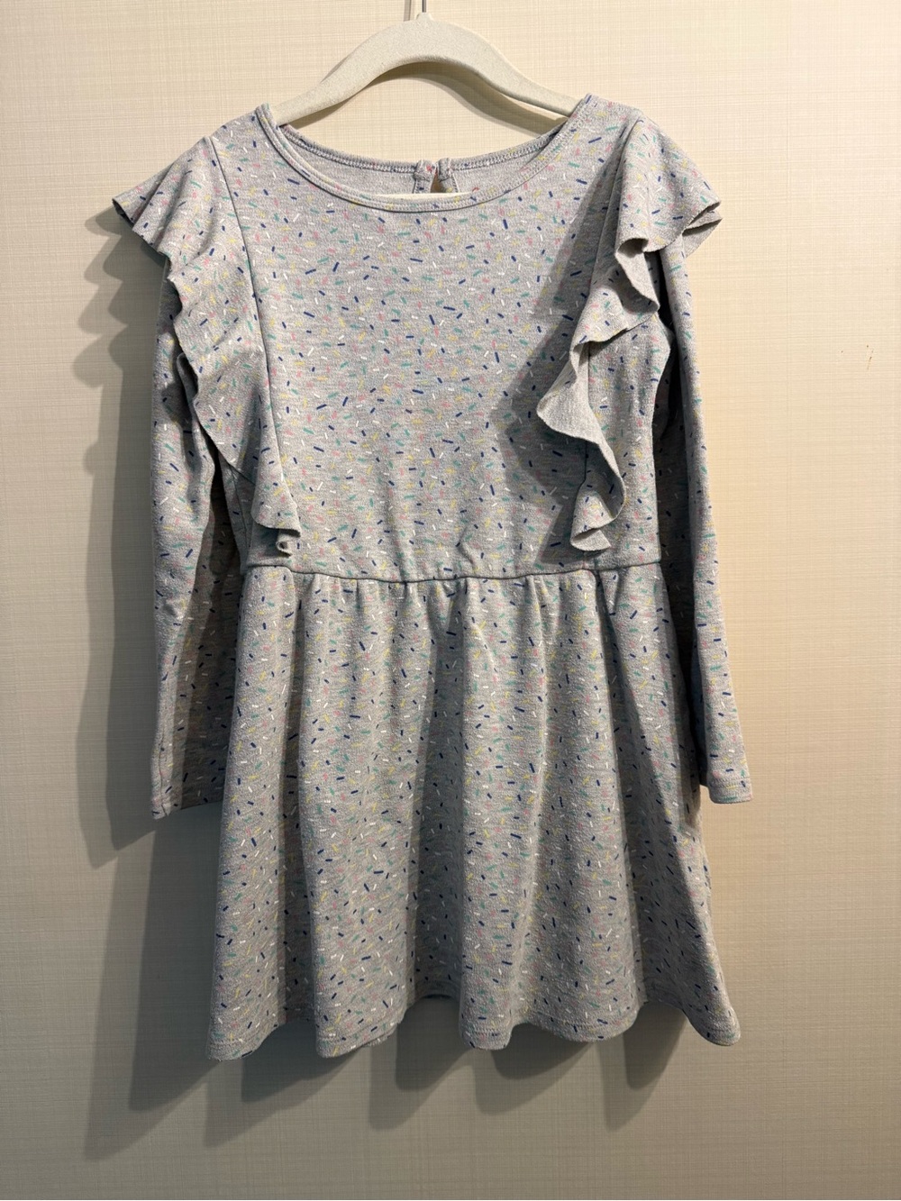 Cat & Jack Light Gray Long-Sleeve Ruffle Dress with Confetti Print